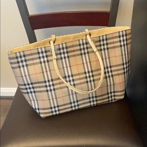 Women Burberry Neverfull on Poshmark